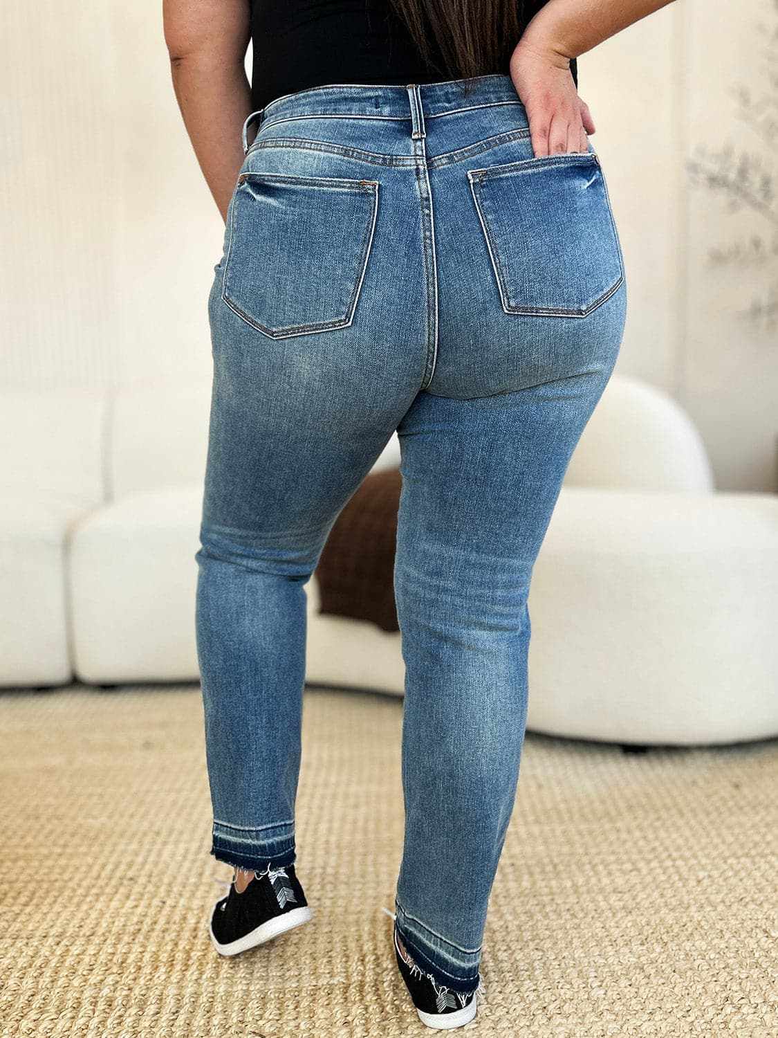Judy Blue magic release hem jeans