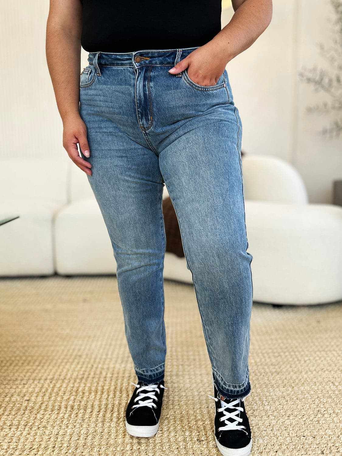 Judy Blue magic release hem jeans