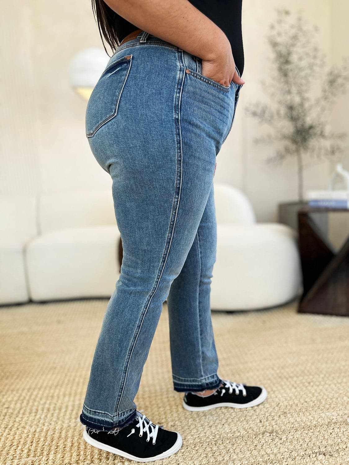 Judy Blue magic release hem jeans