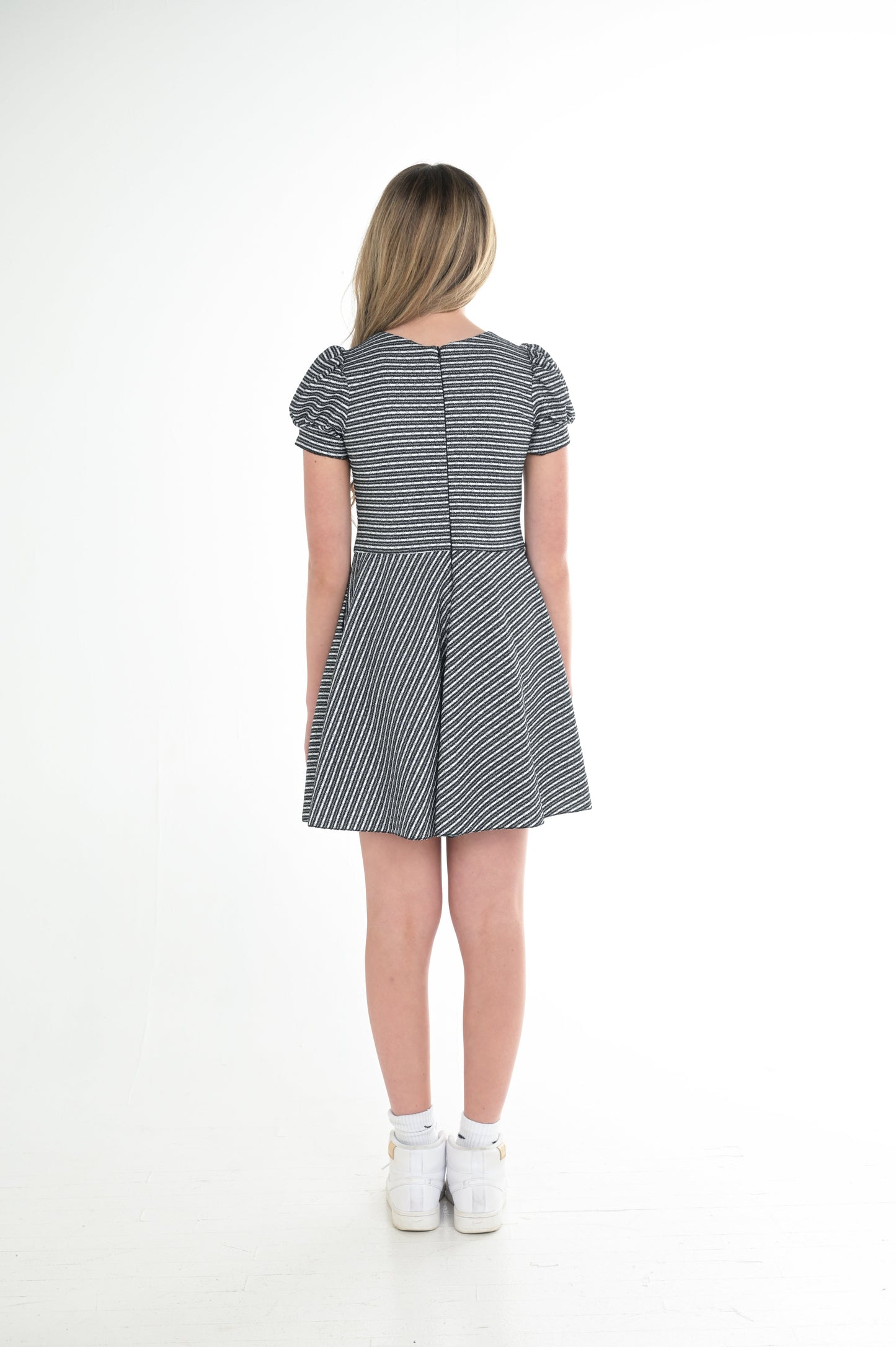 Hudson I B/W I Final Sale