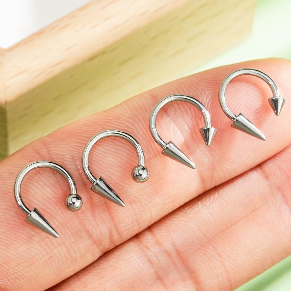 4PCS Spike and Ball Ends Horseshoe Septum Ring Set