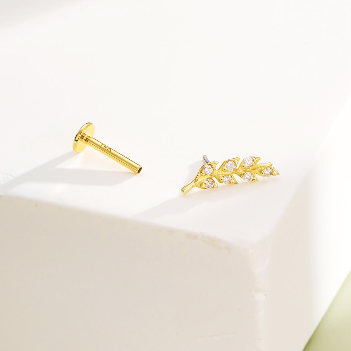 14K Gold Leaves Threadless Helix & Nose Stud