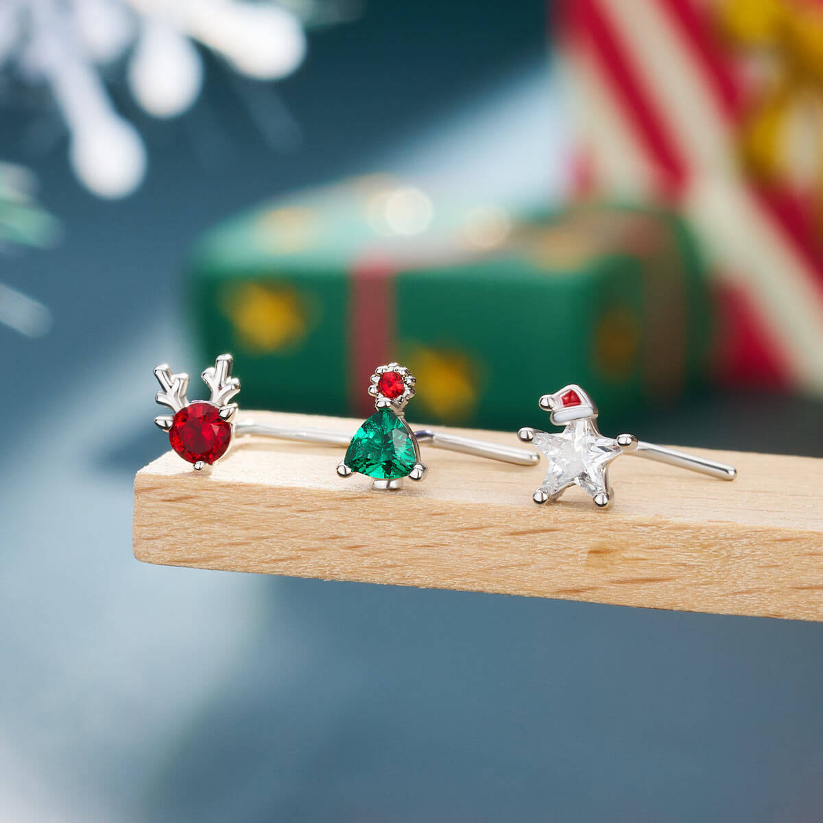 3PCS Christmas Tree/Star/Deer Nose Studs Pack