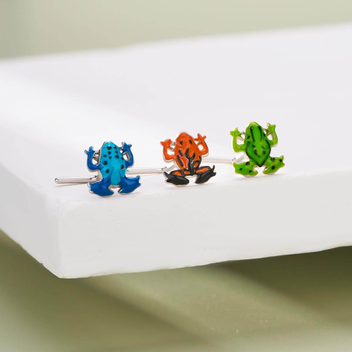 Colorful Frog Nose Stud