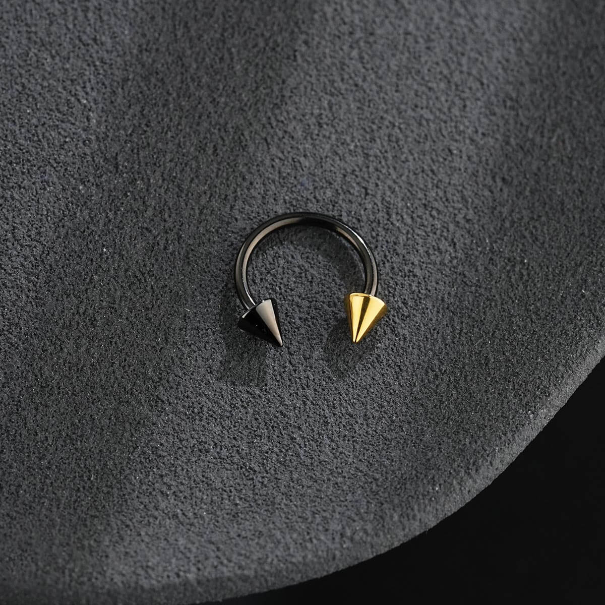 2PCS Internally Threaded Titanium GoldBlack Spike CBR Septum Ring Set