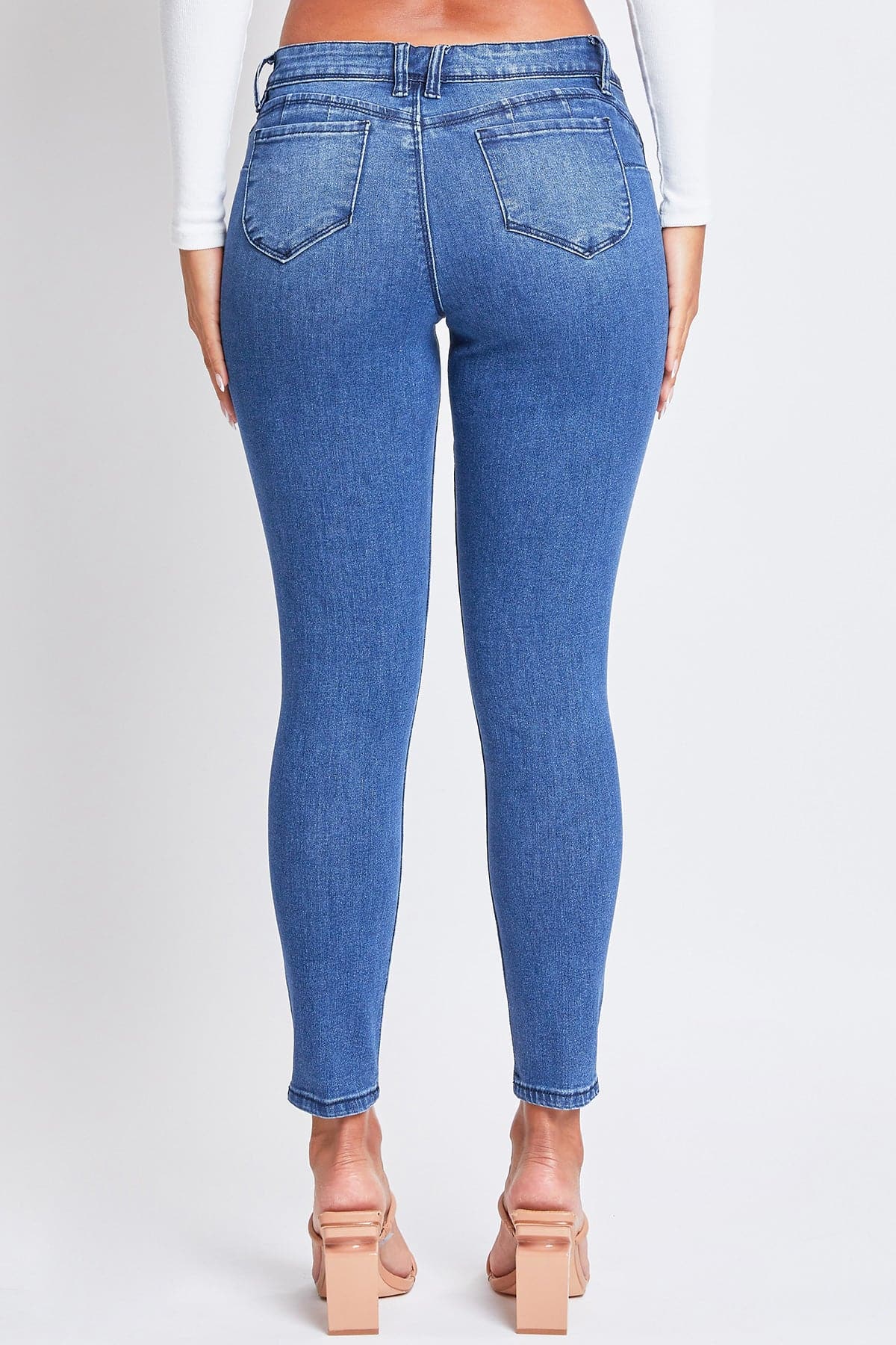 Women's Sustainable WannaBettaButt Skinny Jeans