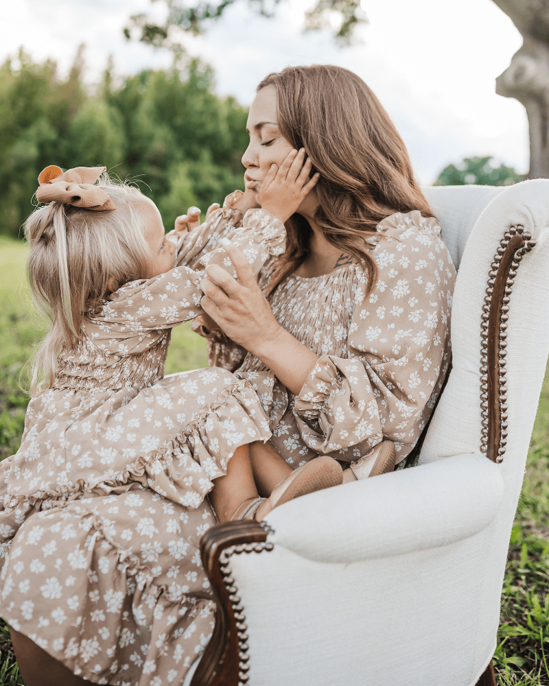 Caroline Long Sleeve Square Neck Dress - Light Khaki Floral