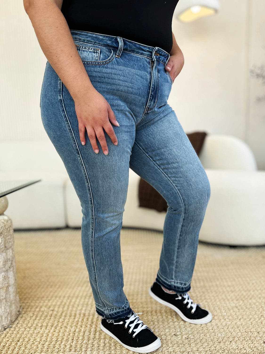 Judy Blue magic release hem jeans