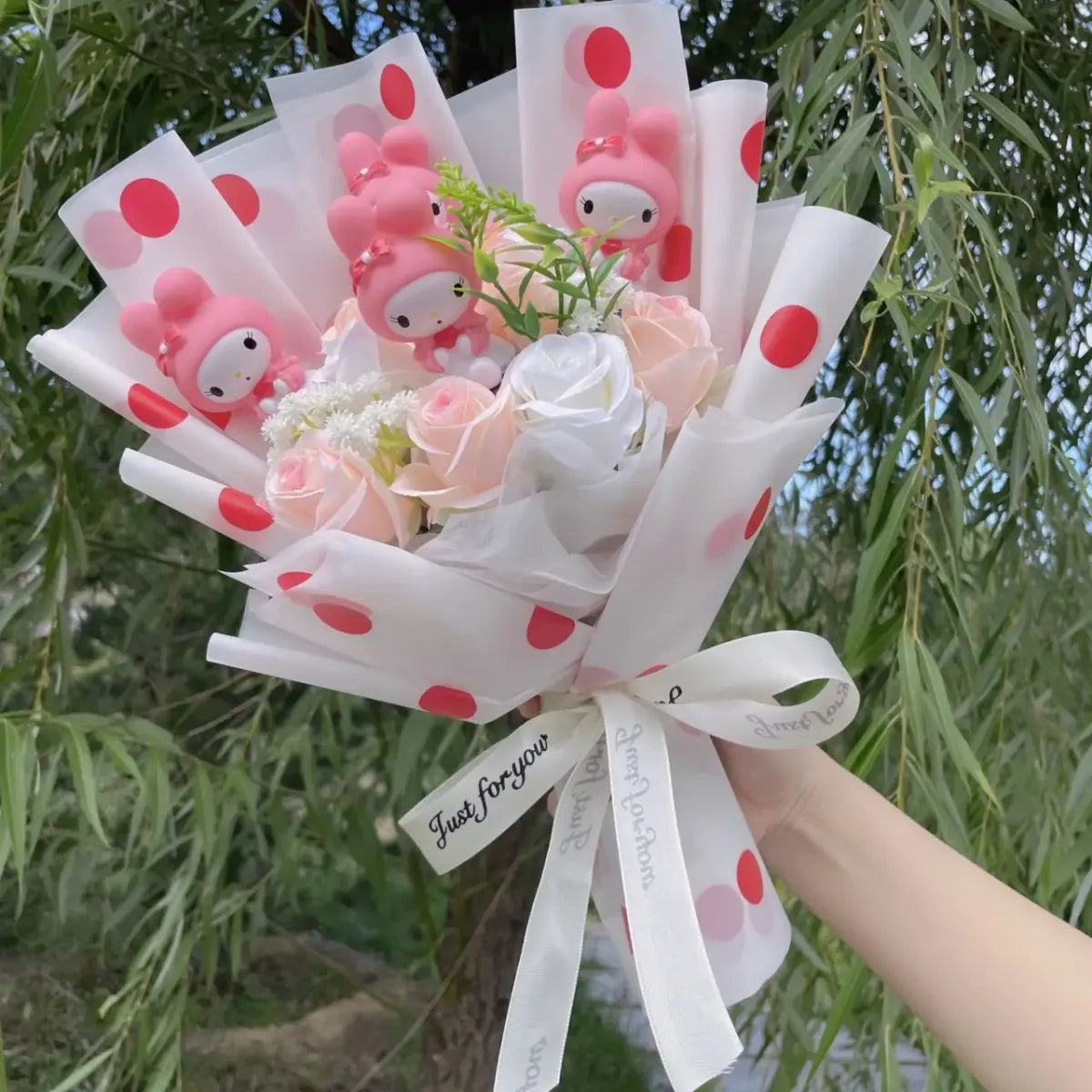 Hello Kitty Doll & Flower Bouquet – Valentine Gift for Girls