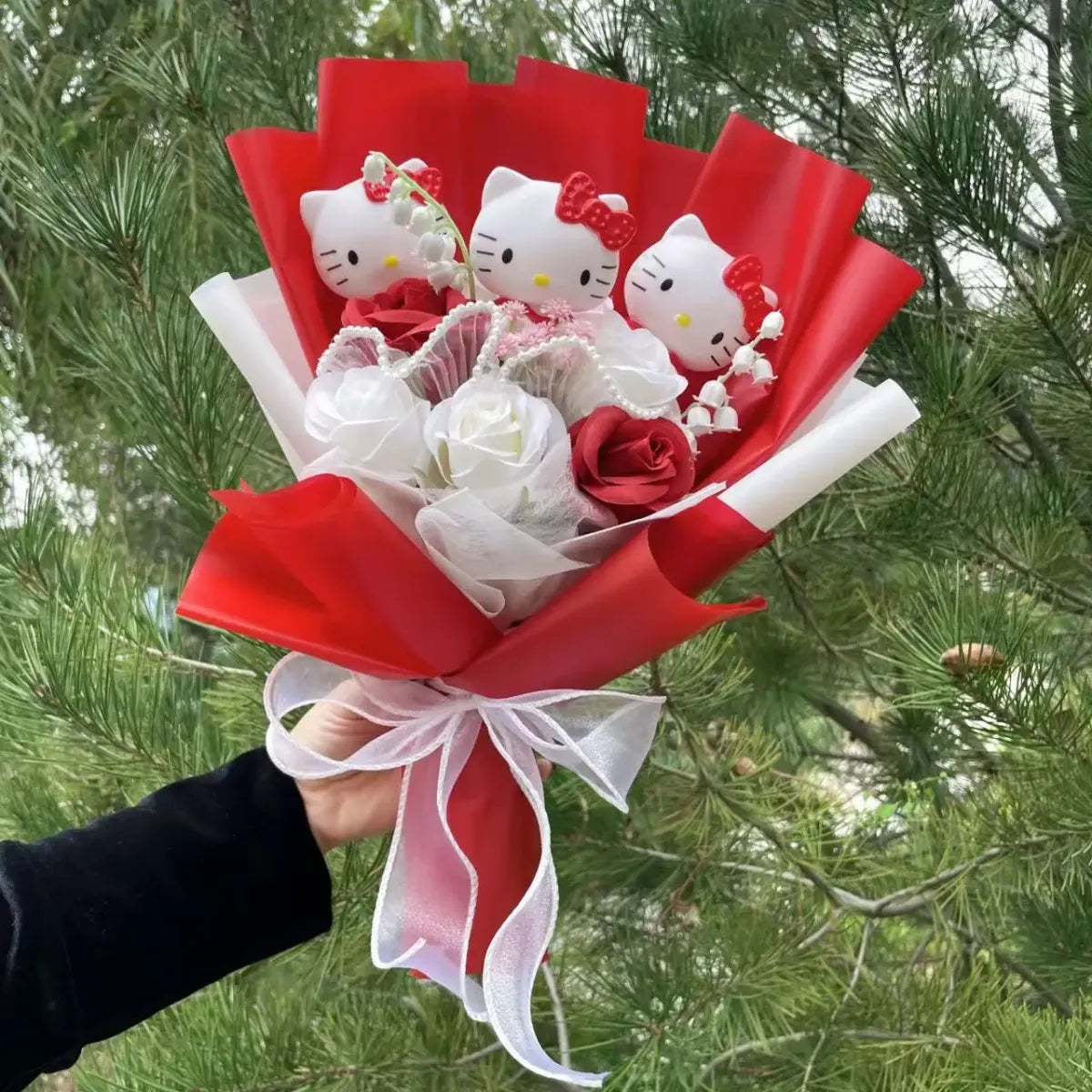 Hello Kitty Doll & Flower Bouquet – Valentine Gift for Girls