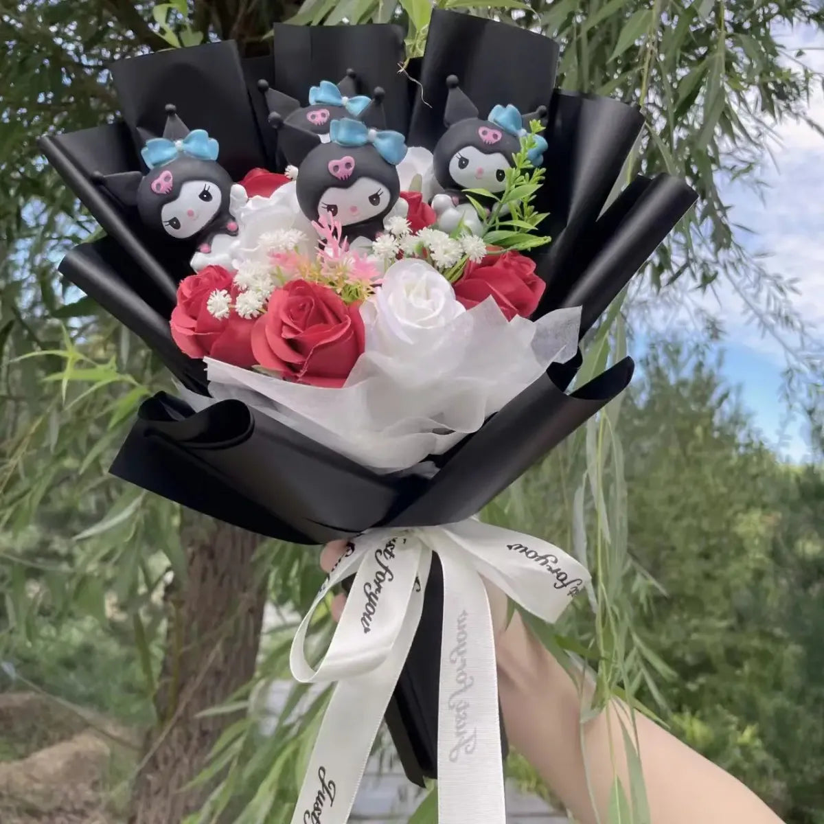 Hello Kitty Doll & Flower Bouquet – Valentine Gift for Girls