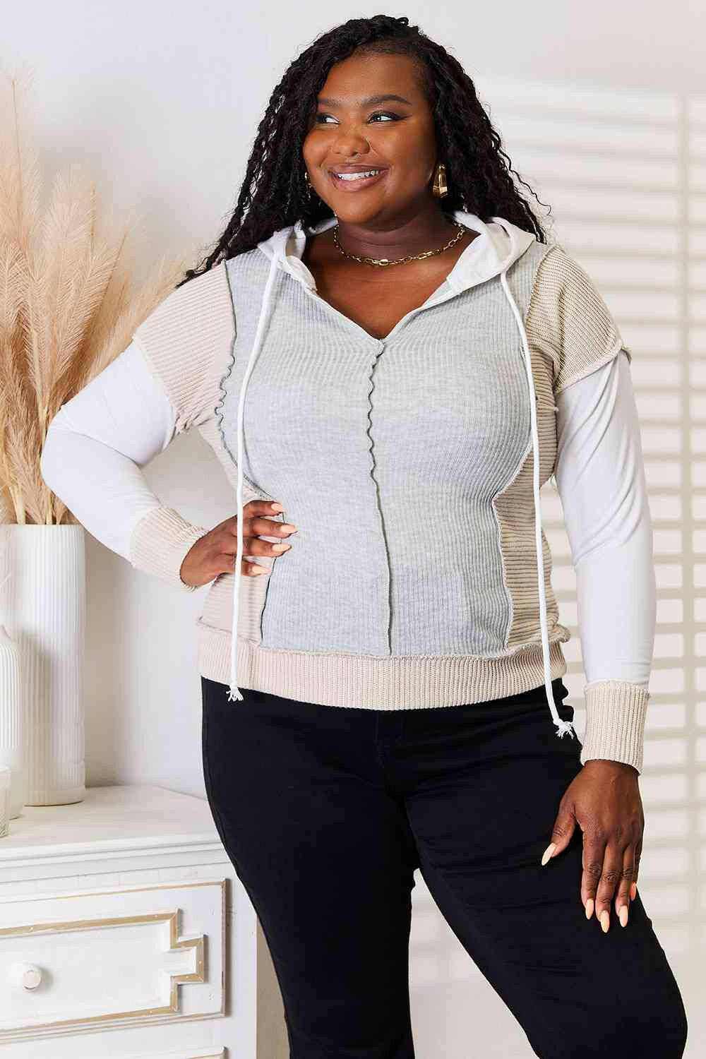 Chic color block hoodie with seam details