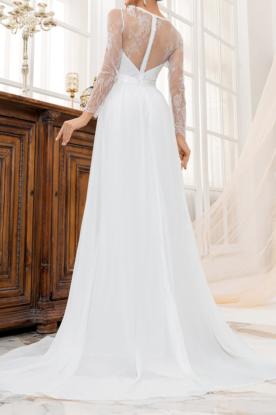 Elegant non-stretch lace long-sleeved maxi evening dress with padded