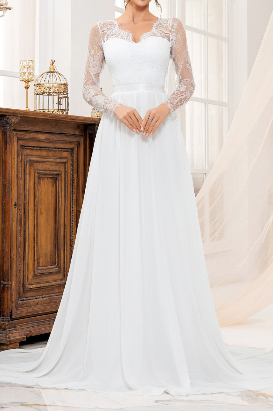 Elegant non-stretch lace long-sleeved maxi evening dress with padded