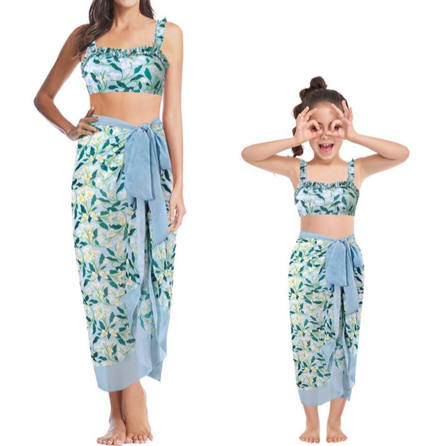 Teen girl's print padded three-piece swimsuit
