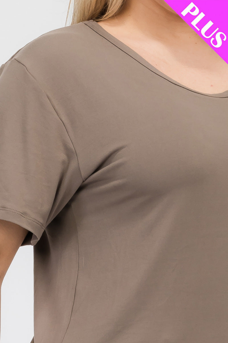 Plus Size Basic Short Sleeve T-shirt (CAPELLA)