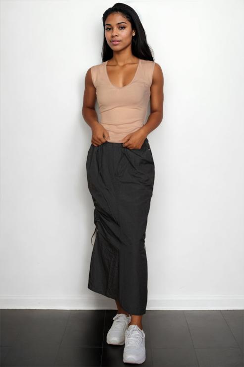 Ribbed V-Neck Sleeveless Top (CAPELLA)