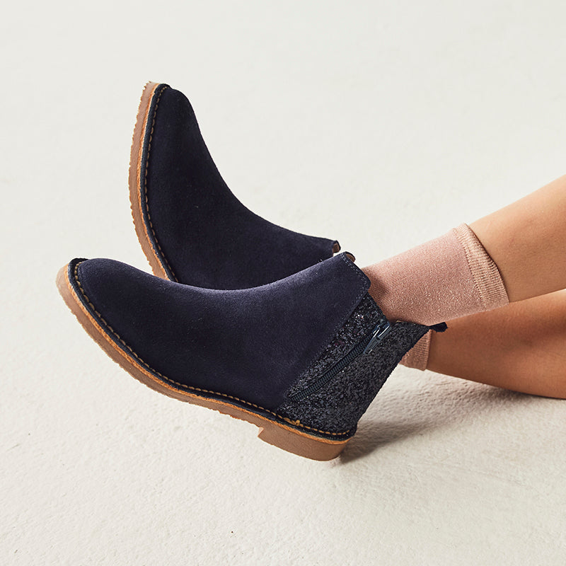 Olivia Navy