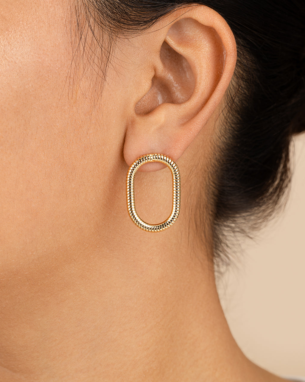 Sterling Silver Indigo Snake Chain Circle Studs