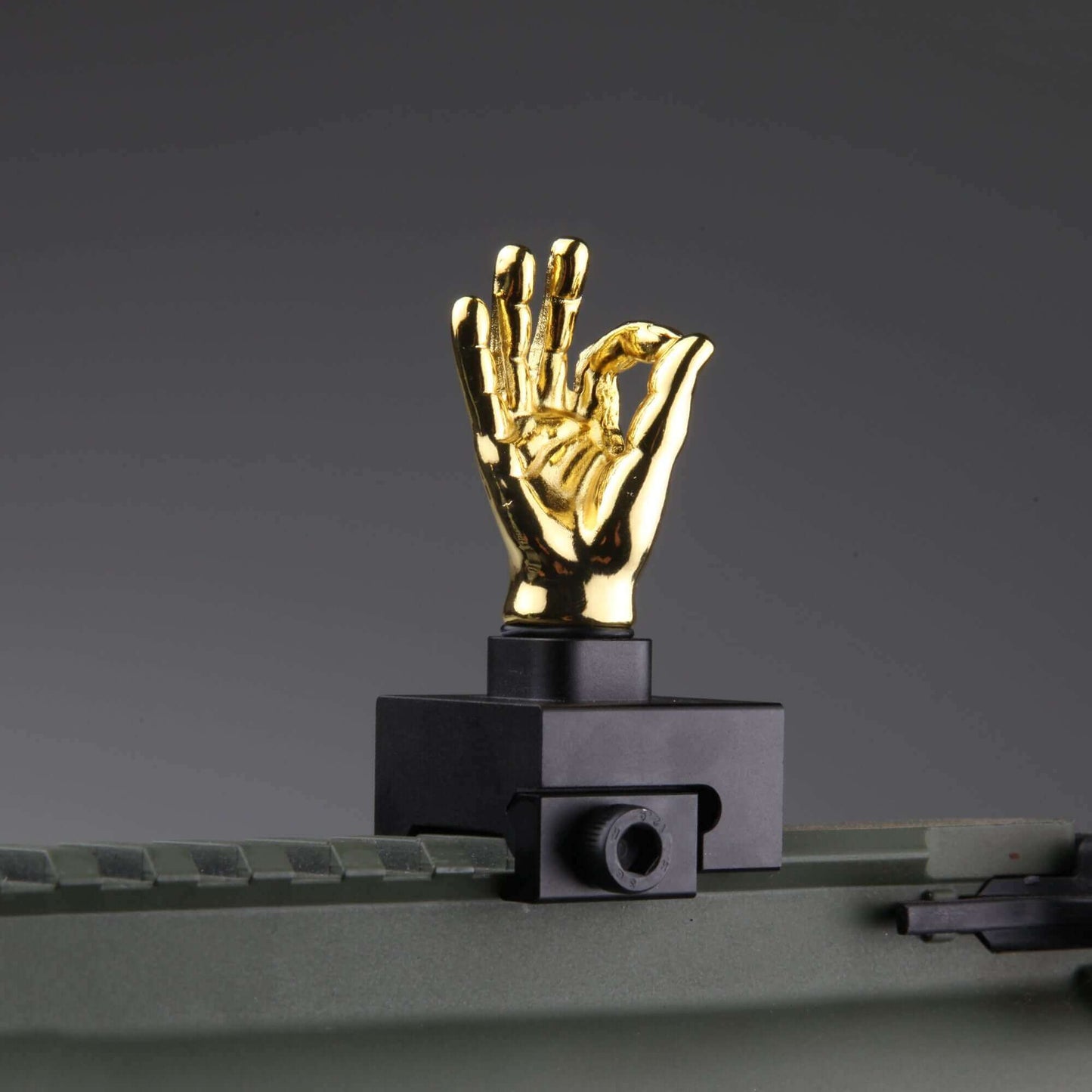 Golden Color Novelty Finger Iron Sight Set - Straight (Middle Finger & OK Hand)