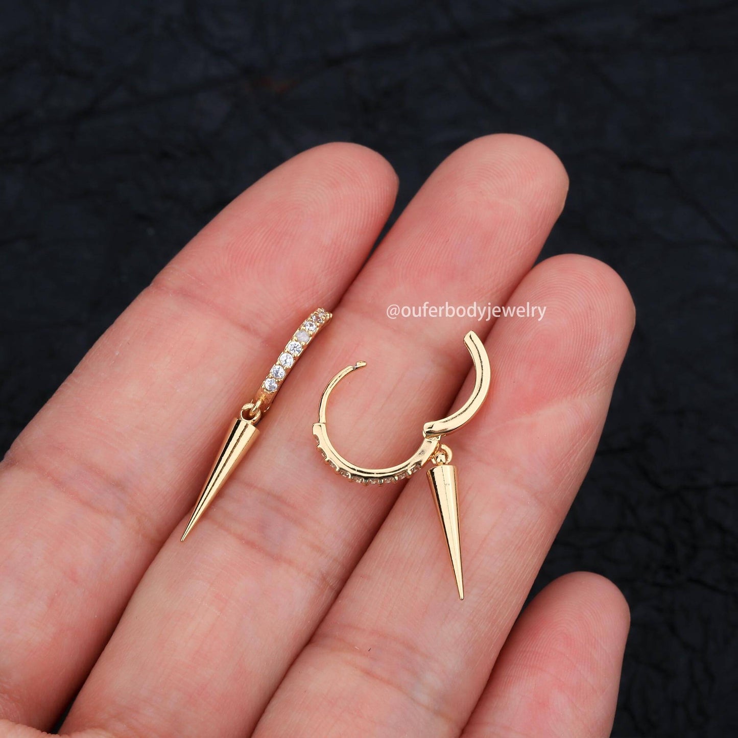 2PCS Sleek Cone Dangle Drop Earrings