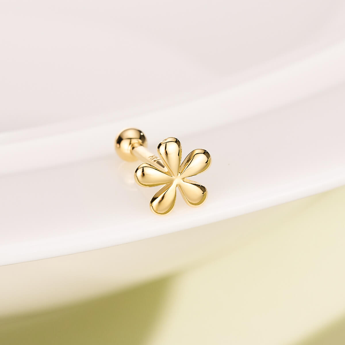 14K Gold Flower Cartilage Stud