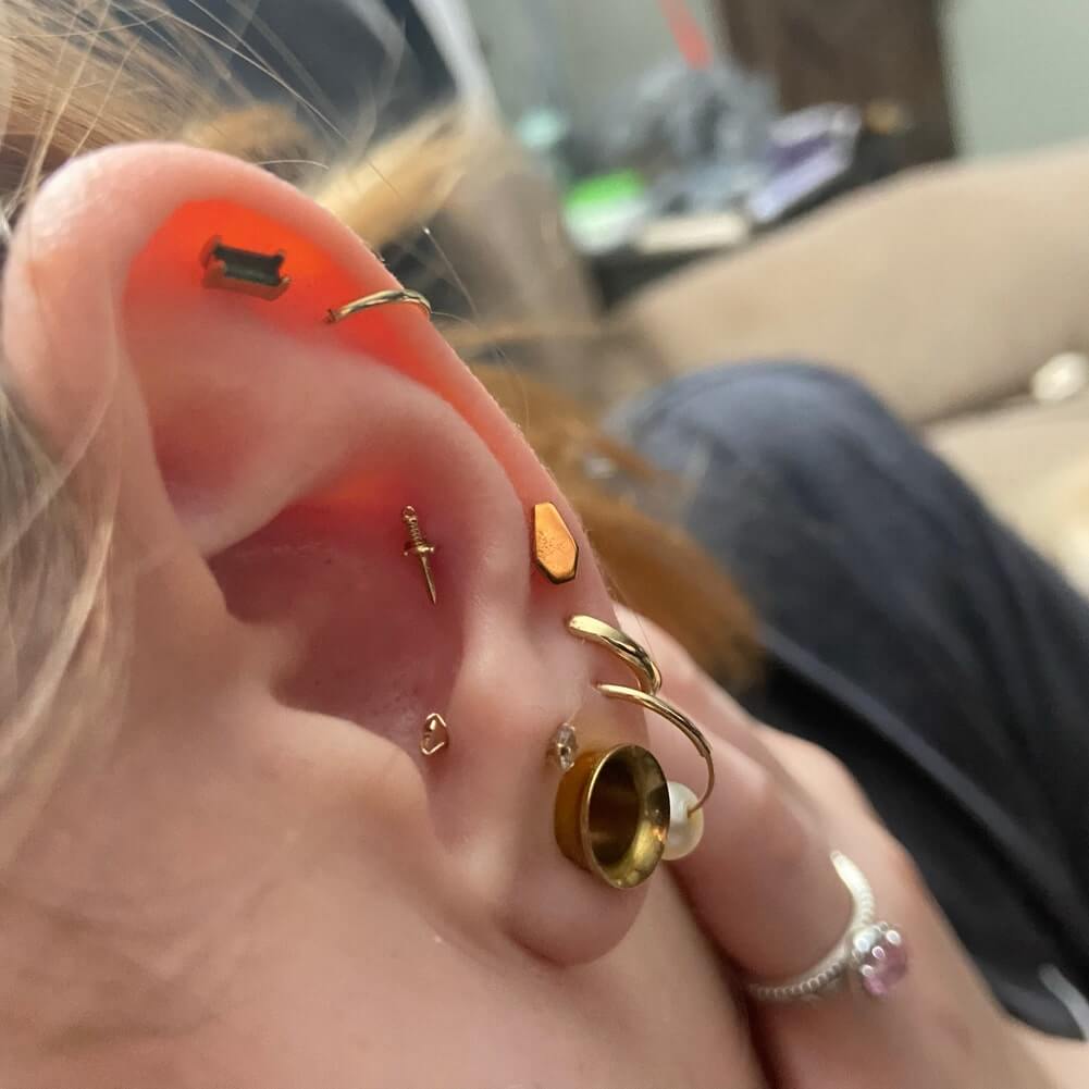 14K Gold Dagger Threadless Nose Stud