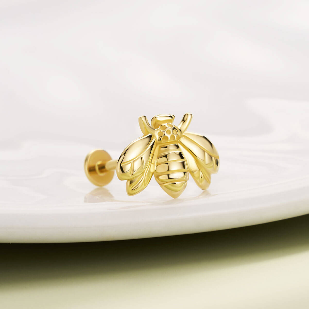 14K Gold Bee Threadless Labret Stud