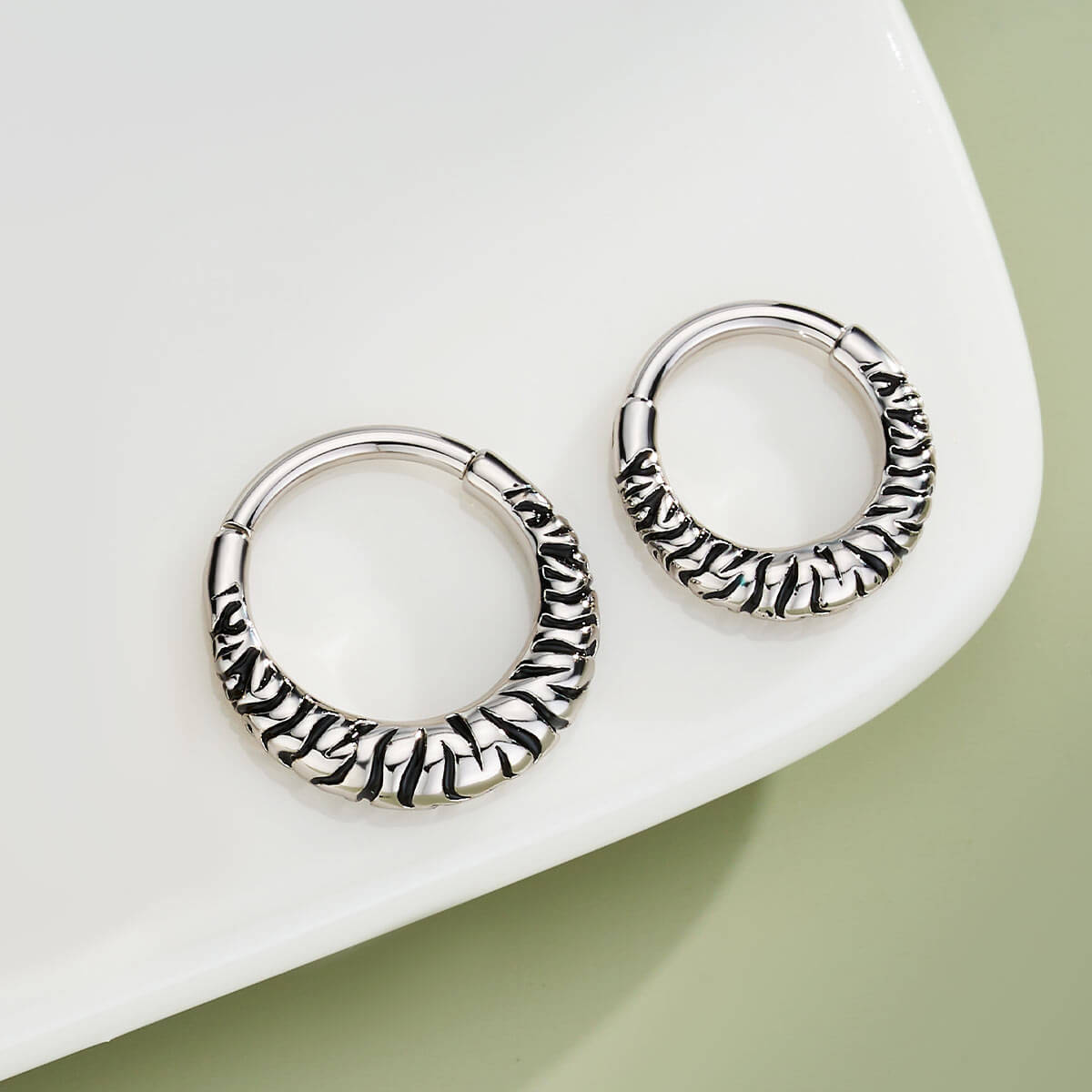 Zebra Stripes Segment Septum Ring