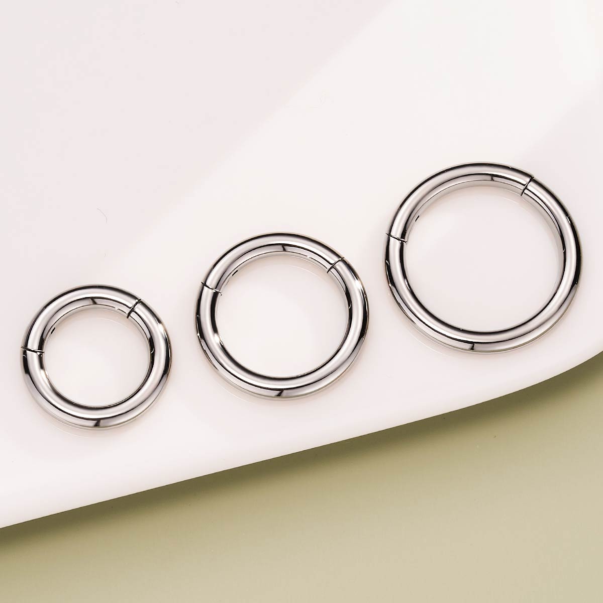12G Septum Ring Titanium Hinged Segment Hoop