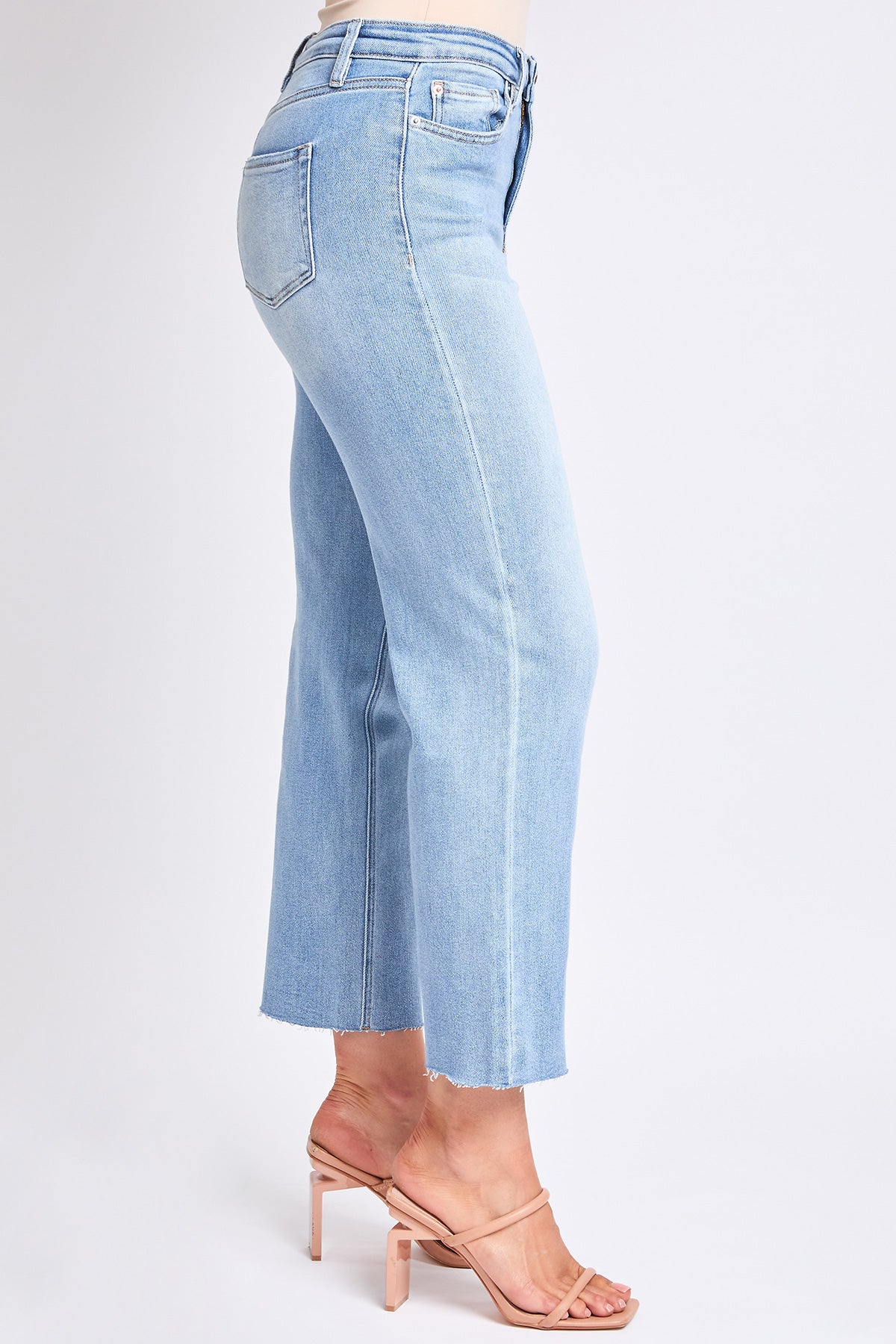 Women's Luxe Cropped Straight  Jeans