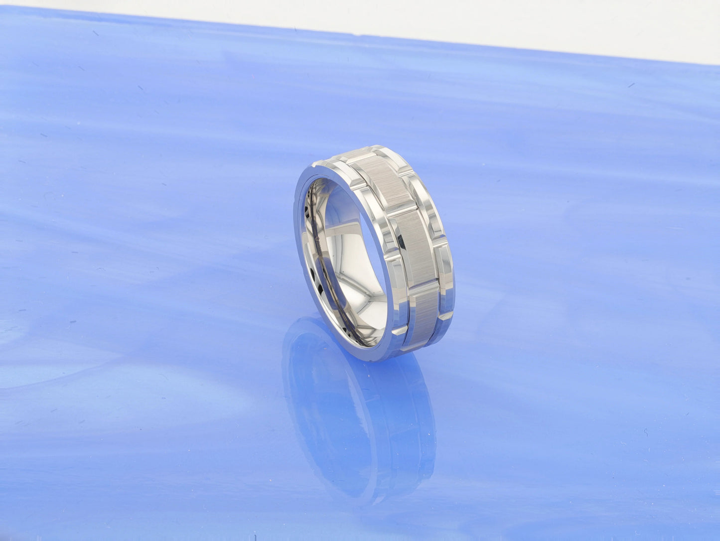 WARWICK Beveled Tungsten Carbide Wedding Band with Brush Finished Center and Alternating Grooves - 8mm