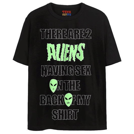 ALIENS BANGING