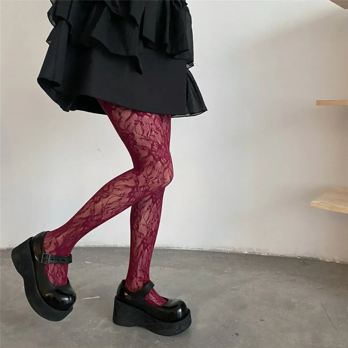 Floral Mesh Harajuku Tights – Embroidered Fishnet Pantyhose