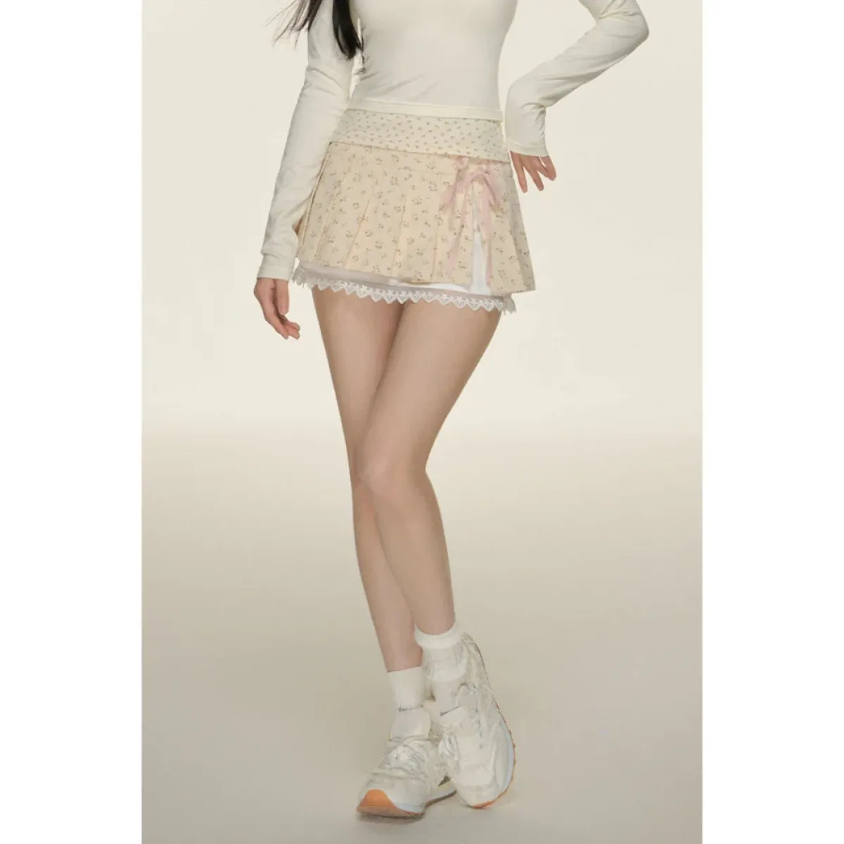 Pleated Lace Trim Mini Skirt – Kawaii Y2K Sweet Harajuku