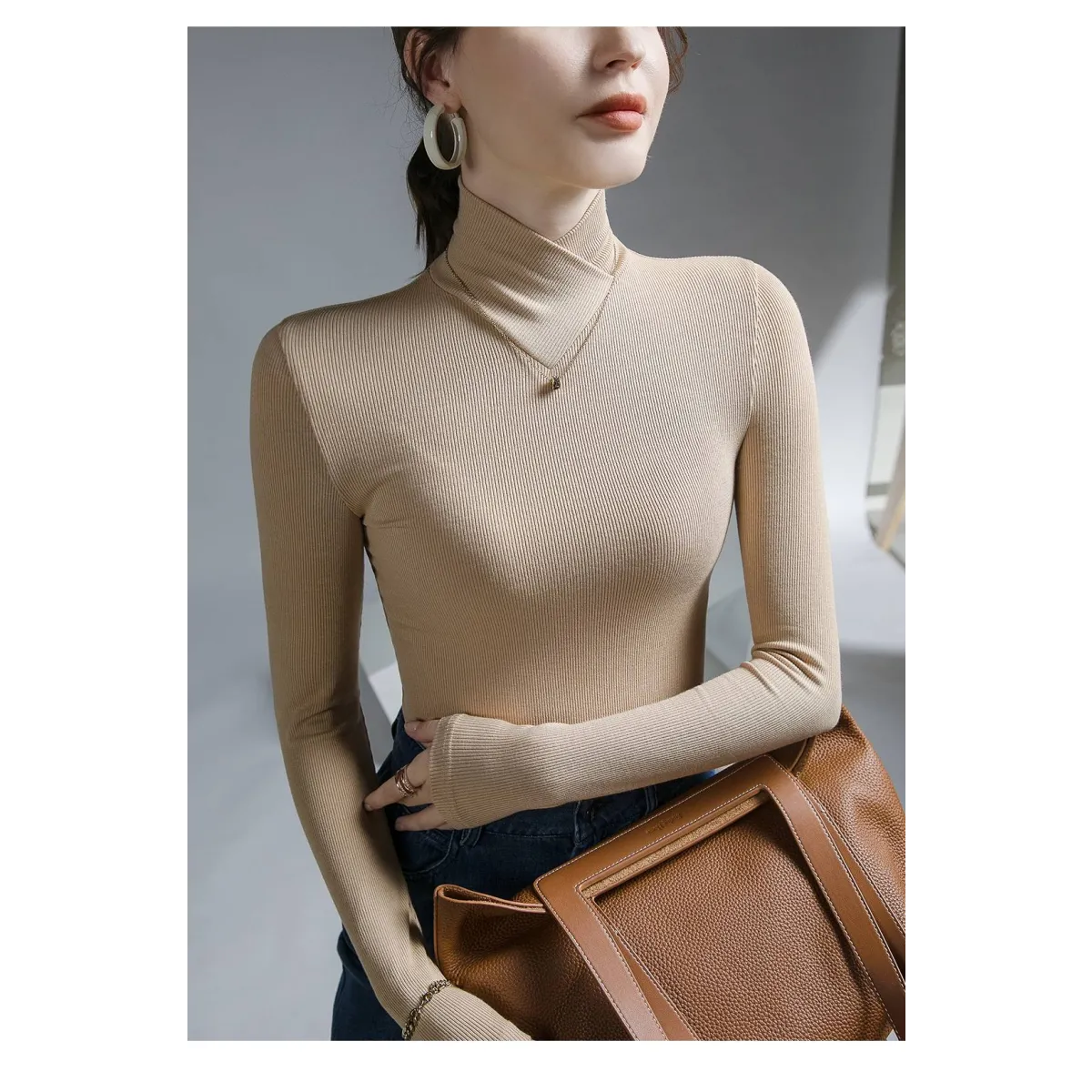 Long-Sleeved Fleece Pullover