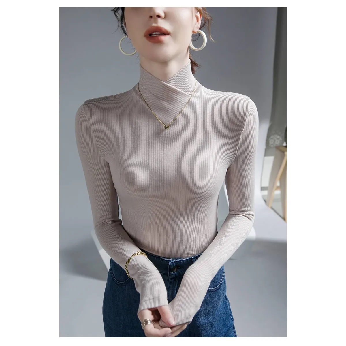 Long-Sleeved Fleece Pullover