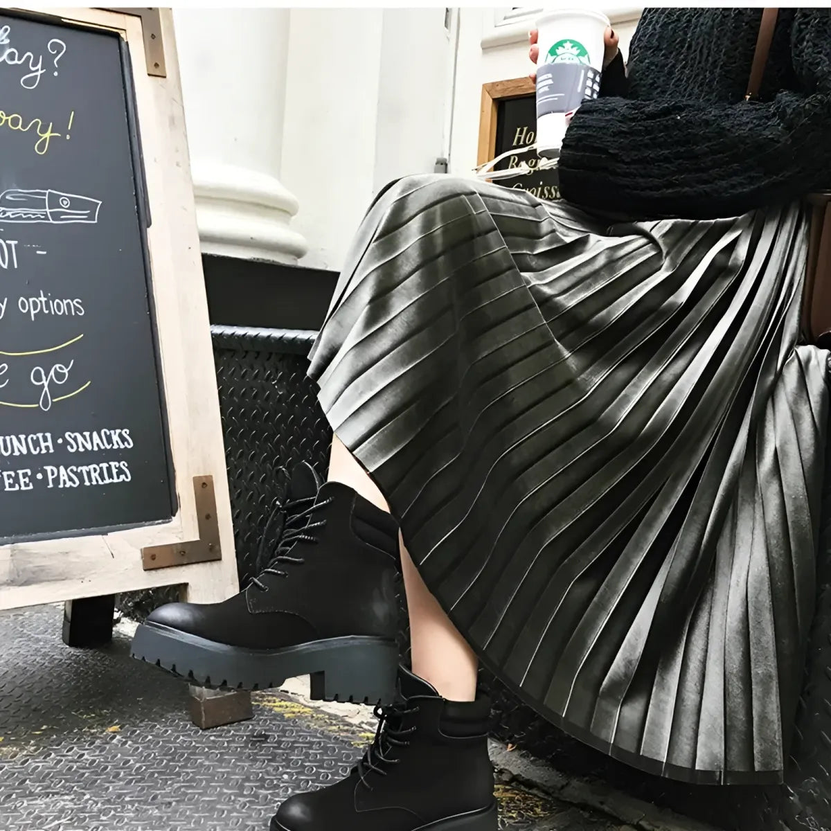 Elastic Waist Pleated Velvet Skirt