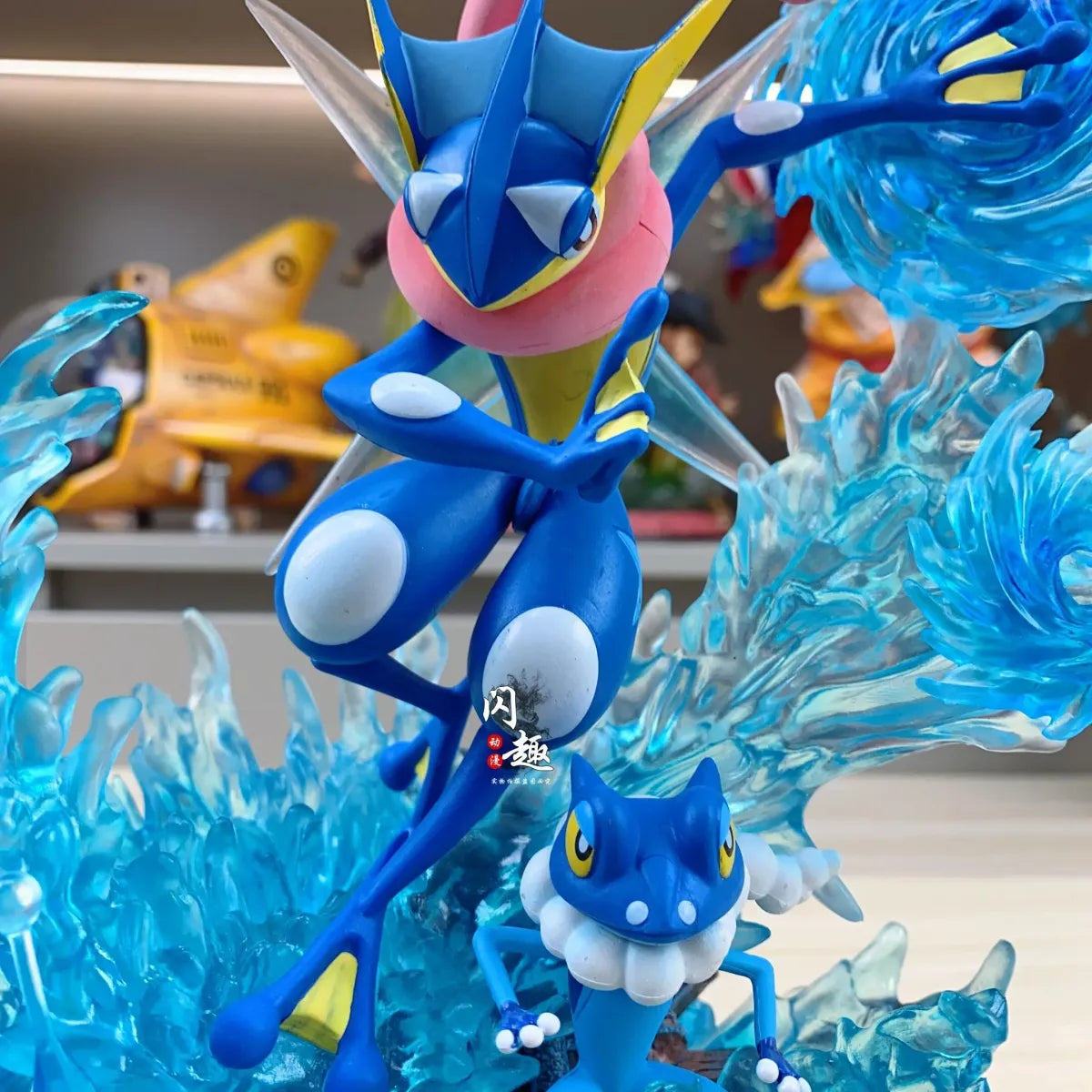 Pokemon Evolution Figures - Charizard, Eevee, Mewtwo, Gengar